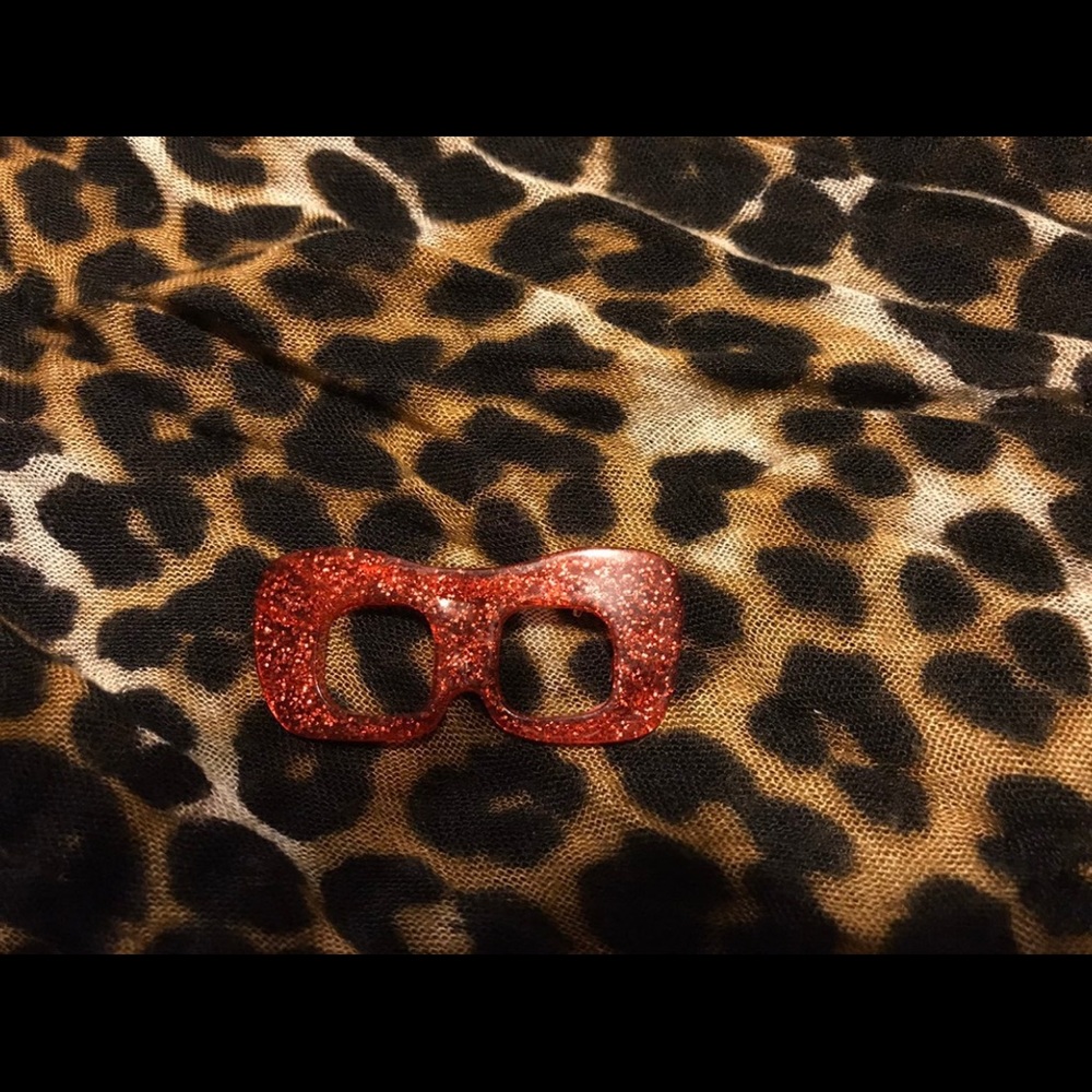 Retro Brooch orange glittery eyeglasses